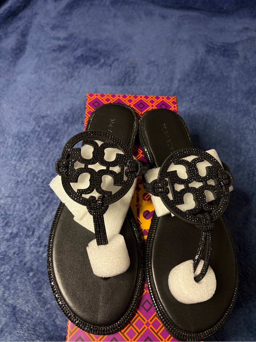 Tory Burch Black Miller Logo Thong Sandals with Beaded Emblem - Picture 3 of 7